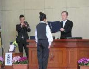 下半身露出したまま早朝ランニング「短パンに穴があいていた」と容疑否認