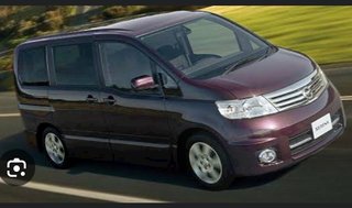 古いセレナに乗ってた奥さんがアルファードに乗り換えてた