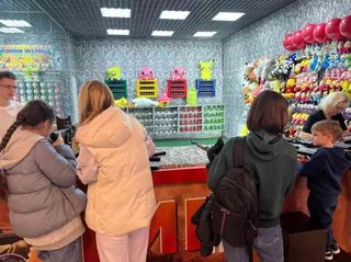 税関で「偽ミッキー」申告→職員爆笑「大丈夫です。お通りください」　どうやって入手？