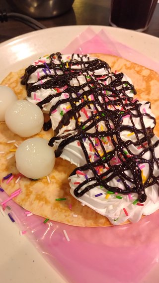 ダラ奥の昼食なに?