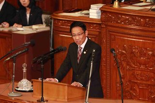 元衆院議員が12歳少女に性的暴行「ソファで上半身裸の状態で抱き合って」カラオケボックス店長