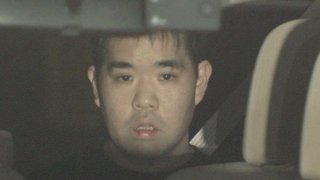 「電車内で刃物を振り回しガソリンを撒いた人がいる」虚偽通報で警察業務を妨害　30代の男を逮捕