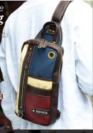 夫のボディバッグ