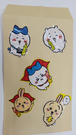 プレゼントの包装紙が貧乏くさい。