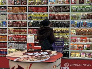 外国人観光客をとりこにする韓国即席麺 もはや日本より上か