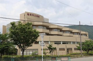 「あほか」「頭が使えないのね」「ばばあ」看護師らに暴言、50代女性医師を懲戒処分