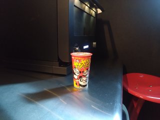 ヤンヤンつけボー食べる＼(^o^)／