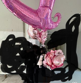 今時の子って卒業式でデカい花束