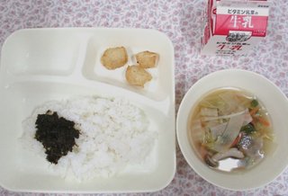 まるで朝ごはん…給食費無償化
