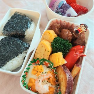 お弁当見せてください