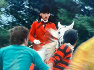 週6で娘に乗馬の乗り方習わせてるけど羨ましいですか？