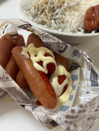 ウィンナーを袋ごとチンするの普通だよね？