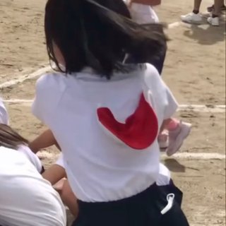 運動会　赤白帽子のかぶり方