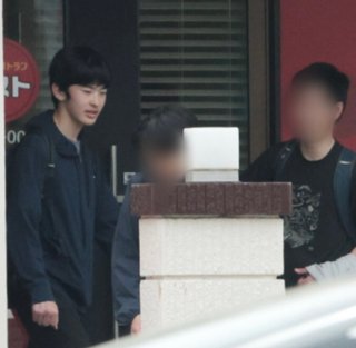 悠仁さま、お友達とガストでランチを楽しむ