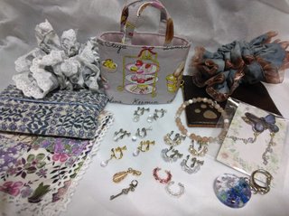 フリマでハンドメイド作家さんの作品を大人買いで1万円！