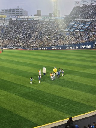 横浜ベイスターズの応援ってたのしくない？