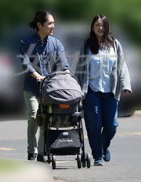 小室眞子さんが第1子を出産、圭さんがパパに