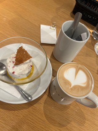 《なんでも》 おやつ🍰貼っていきませんか？