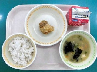 小学校の給食だって