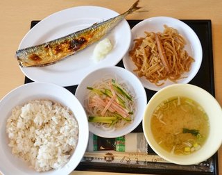 小学校の給食だって