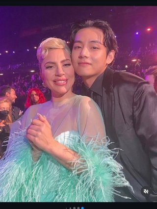 BTSって原爆Tシャツ着てたグループだよね