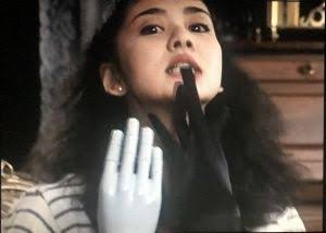 女優になれるとしたらどんな役がしたい？