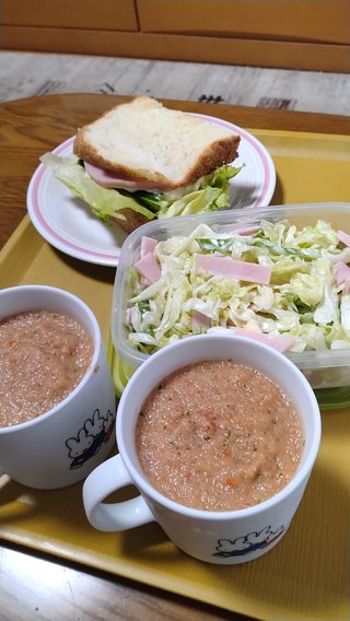 みんな朝ごはん何食べてるの？