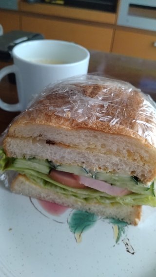 みんな朝ごはん何食べてるの？