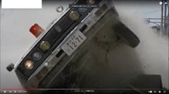 横浜花火大会で台船が大爆発大炎上　これは韓国じゃないよ参政党自民党ネット右翼、国民不倫主党さん