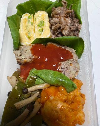 お弁当見せてください