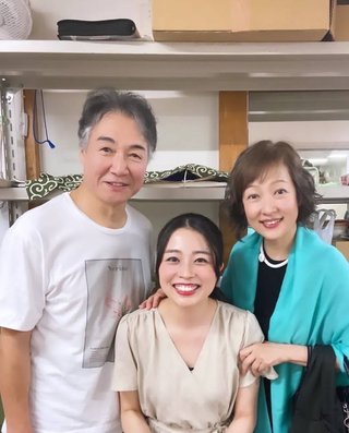 ちち、はは　あすかちゃん大人になったね