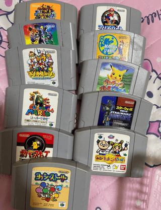 お金がないからゲームを11本売りに行ったんやけど提示された金額に腰が抜けた😵