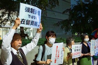 外国人の｢強制送還｣が急増　日本生まれ児童も送還の異常事態