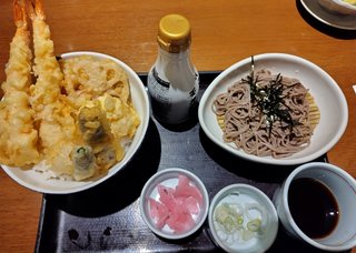 【なんでも】外食料理が見たい【貼ってね】