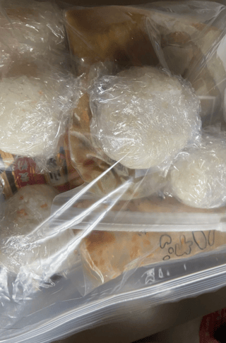 義母が入院しとるから義父にご飯のお裾分け持って行ってくる