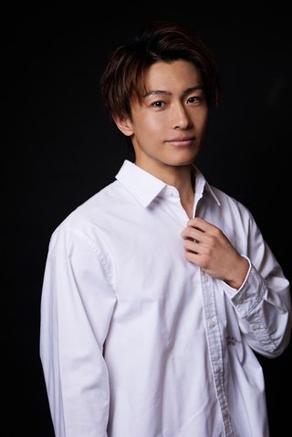 俳優の蛇川拓弥さんってかっこいいよね？