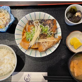 【なんでも】外食料理が見たい【貼ってね】