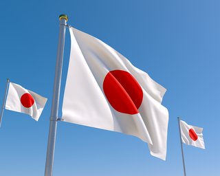 【高市内閣】政府､在留手数料｢上限30万円｣検討 欧米並みに引き上げの方針