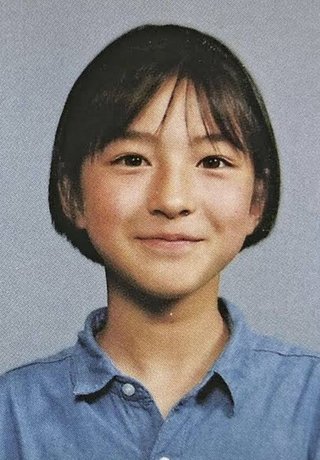 天然美人の幼少期の加工無しの写真に嫉妬して加工！加工！とデマ連呼するドブス老婆
