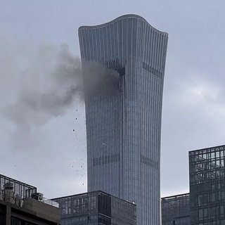 北京の最高層ビルに小型機が激突…中国政府が隠そうとする事故の様子を収めた動画にネット民戦慄