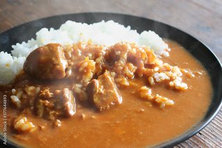 テレビでカレー特集見ると食べたくなるよね