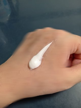 ハンドクリームでおたまじゃくし作った