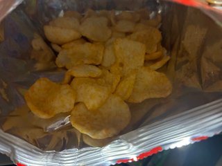 ハートチップル食べてる