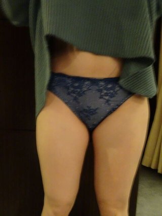 このタイプの洋服、下は下着で大丈夫(？(これは見せパンです)