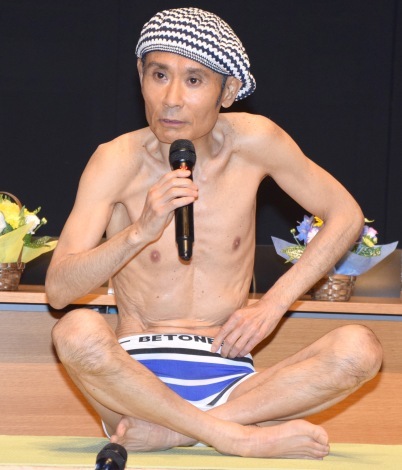 片岡鶴太郎(62)、体重43キロに「Sサイズでもブカブカ」