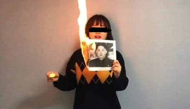 【韓国】金正恩の写真を燃やす動画ネットで拡散　五輪の南北合同チームきっかけに反・北朝鮮感情が拡大