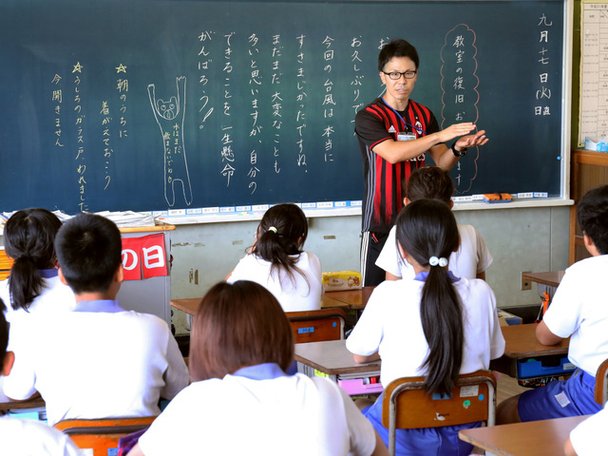 千葉の学校、大半再開「のりきろう」校舎損壊、給食まだ