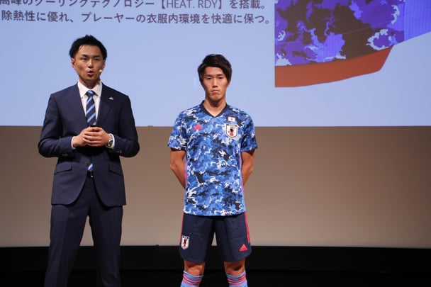 日本代表、新ユニフォームを発表　コンセプトは「日本晴れ」…東京五輪でも着用