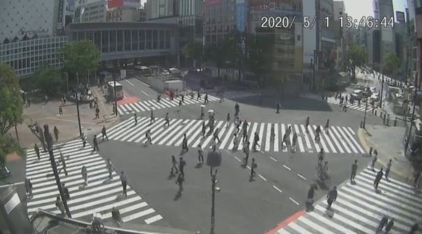 渋谷スクランブル交差点のライブカメラ見てみて！