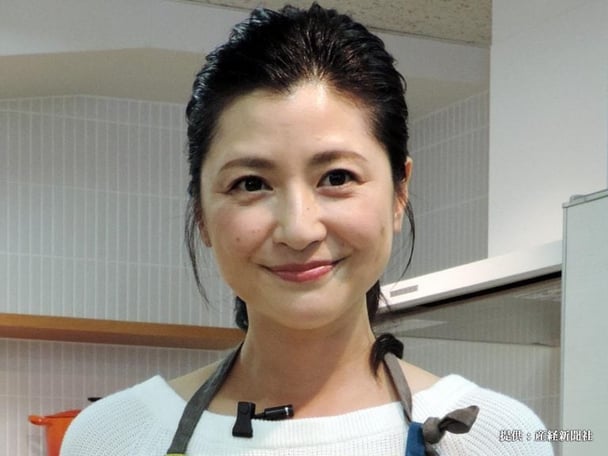 日産自動車　女優の伊藤かずえさんが30年乗り続ける初代シーマのレストアを4月から行う 